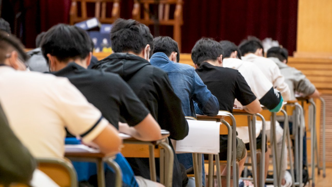 香港本地生與非本地生，有何區(qū)別？