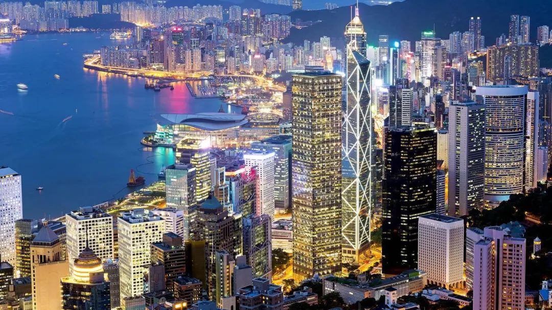 Hong Kong identity is extremely popular, with nearly 320,000 people competing to apply!