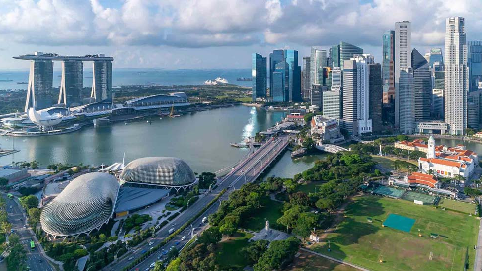 Report: 3,500 wealthy people may move to Singapore this year